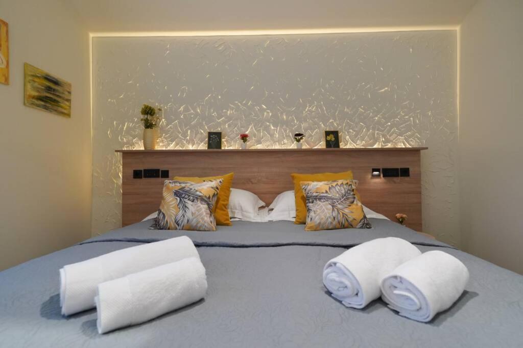 Apartment Vala, 4*, Sea View & Private Heated Pool Pridraga Ngoại thất bức ảnh