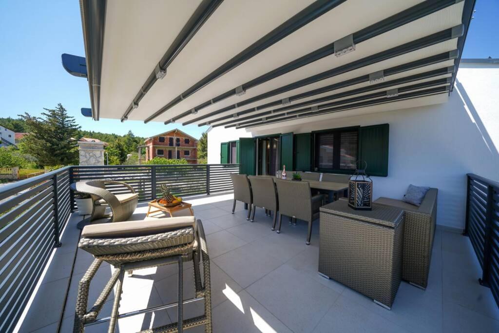 Apartment Vala, 4*, Sea View & Private Heated Pool Pridraga Ngoại thất bức ảnh