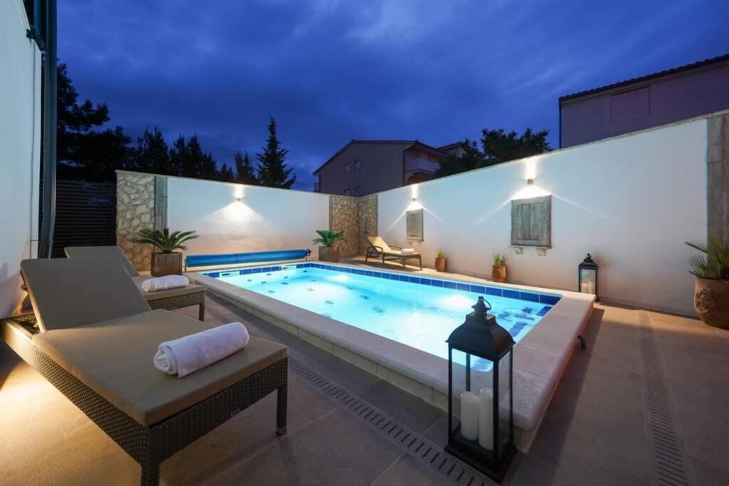 Apartment Vala, 4*, Sea View & Private Heated Pool Pridraga Ngoại thất bức ảnh
