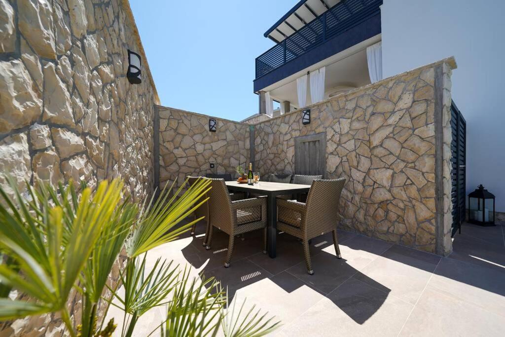 Apartment Vala, 4*, Sea View & Private Heated Pool Pridraga Ngoại thất bức ảnh